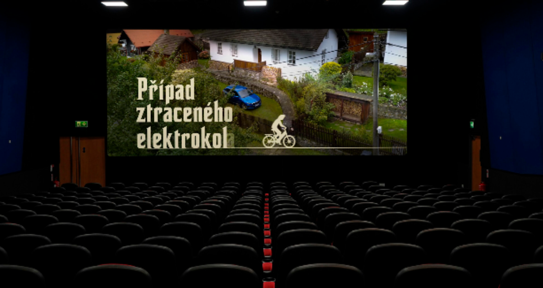 Bezpečně za volantem, na kole i pěšky: Seniorům radí interaktivní filmová detektivka