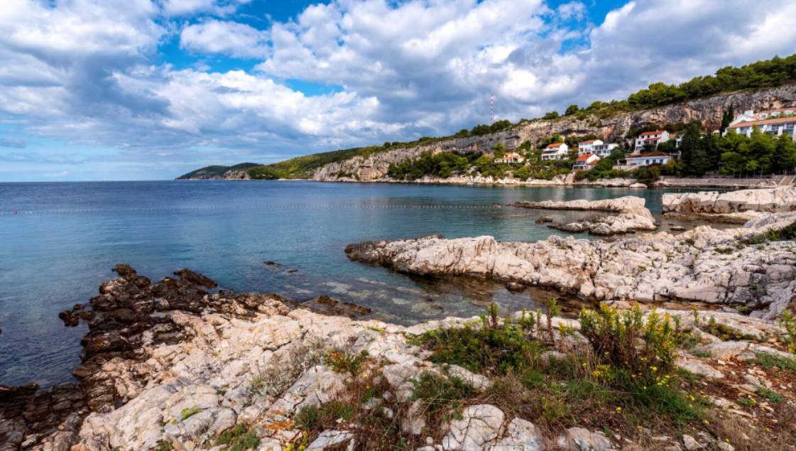Chorvatsko zůstává srdcovou destinací Čechů. Oceňují blízkost, bezpečí i pohodlné cestování