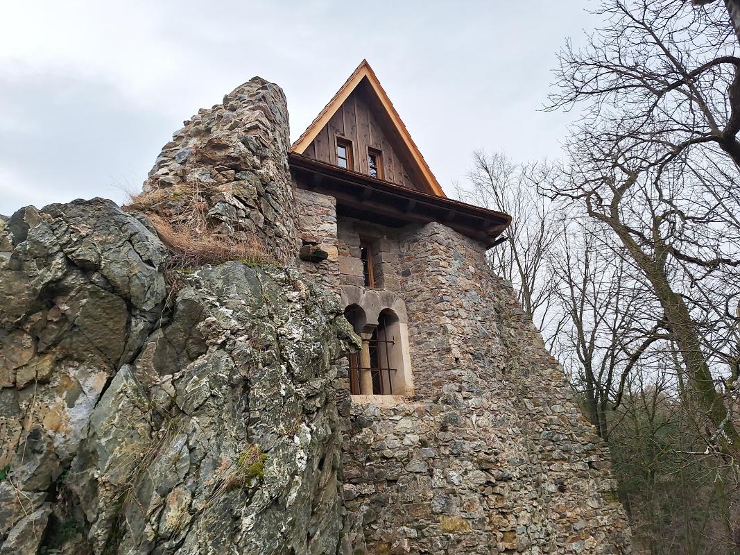 Dobrovolníci vykřesali ze země nový turistický cíl na Chrudimsku
