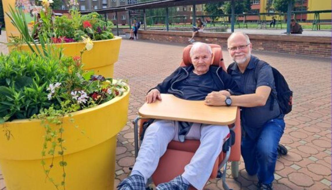 Jan Pokorný věnuje svůj čas seniorům