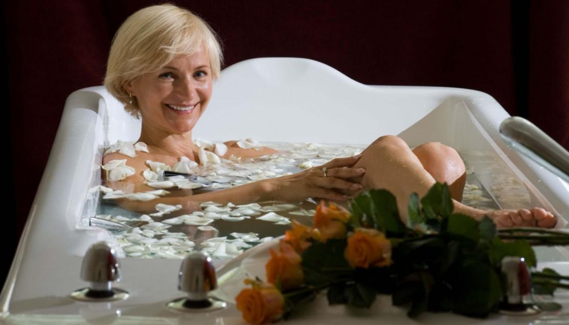 Lázně nejsou jen wellness. Minerální koupele nabízí mnohem víc