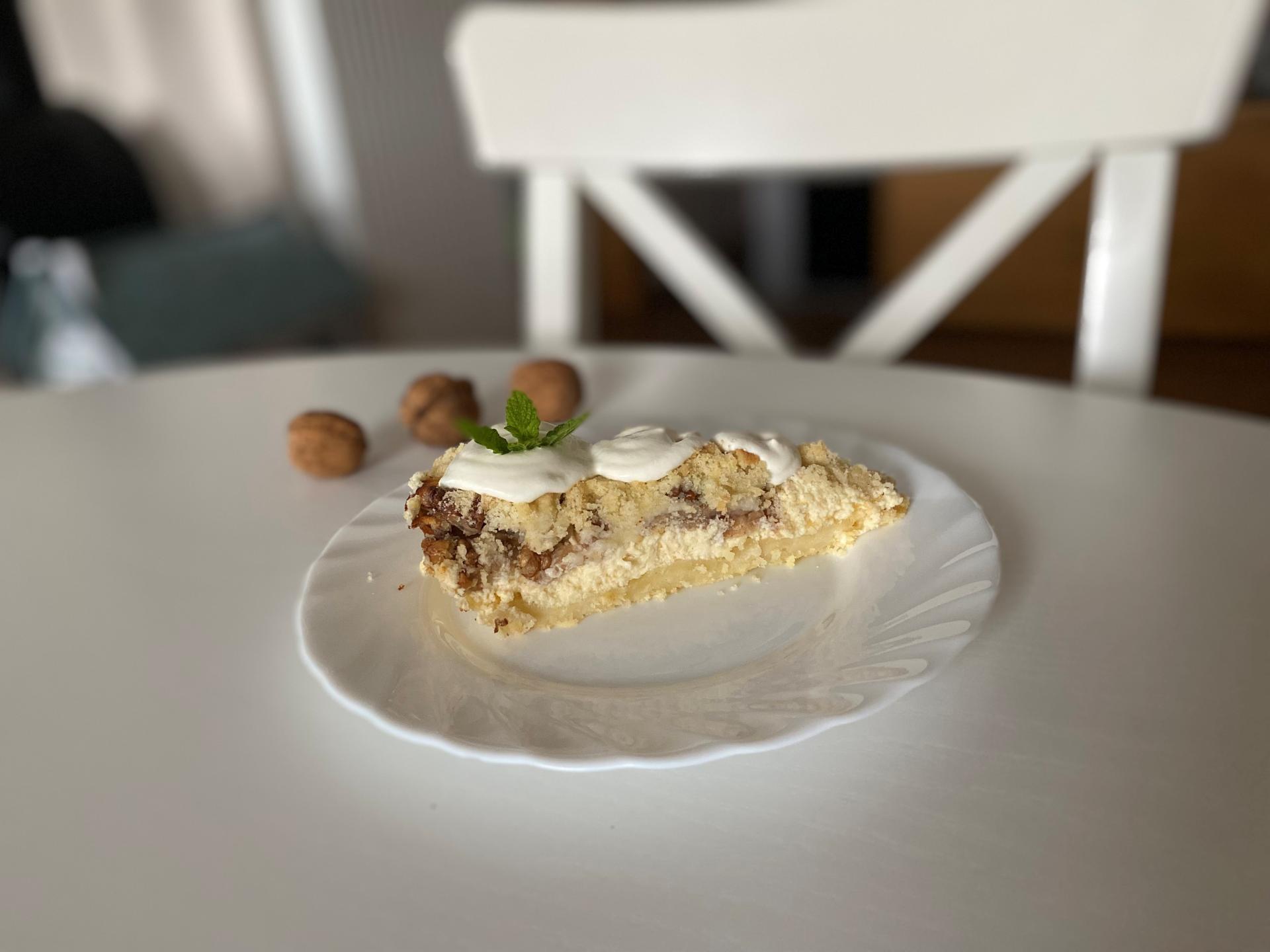 Luxusní tvarohový koláč s ovocem