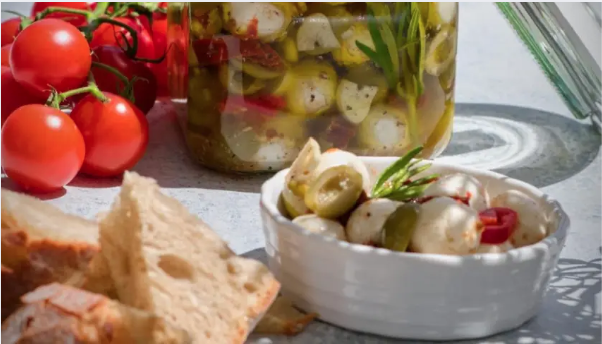 Nakládaná mozzarella