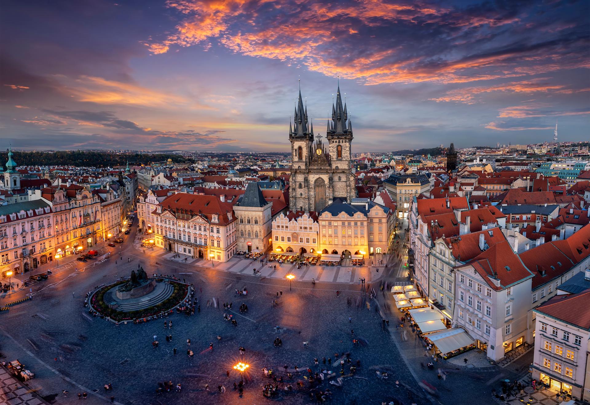 Praha podpoří Hodinu Země, pražské památky zítra večer potemní