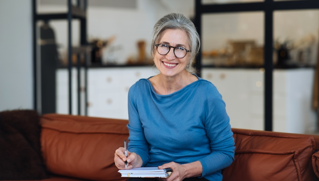 Proč ve vyšším věku potřebujeme brýle na čtení?