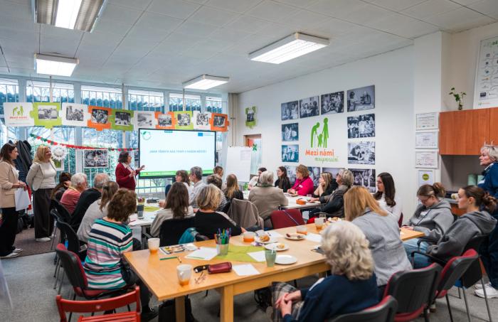 Jak ovlivnit život v našem městě? Senioři a studenti diskutovali o budoucnosti