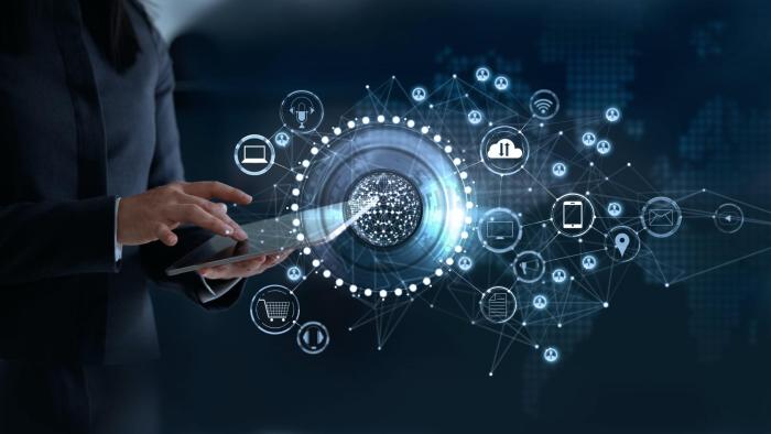 Jak technologie pomáhají lidem převzít kontrolu nad svými úsporami