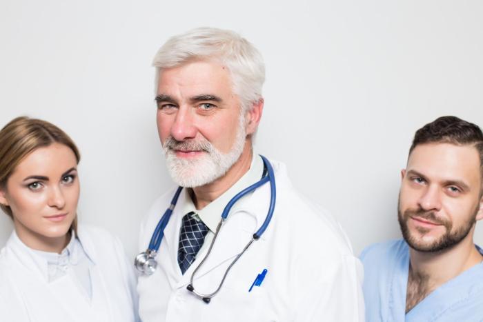 Lékař, muž a žena